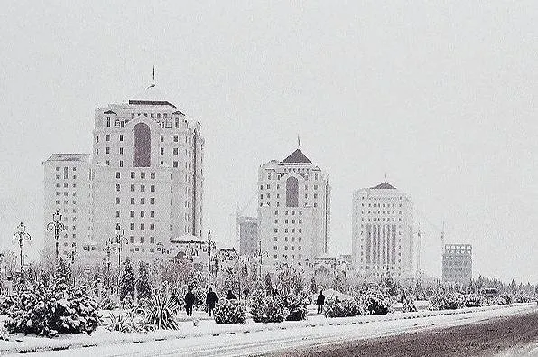 Turkmenistan Tour: Farap-Merv-Ashgabat-Darvaza-KunyaUrgench